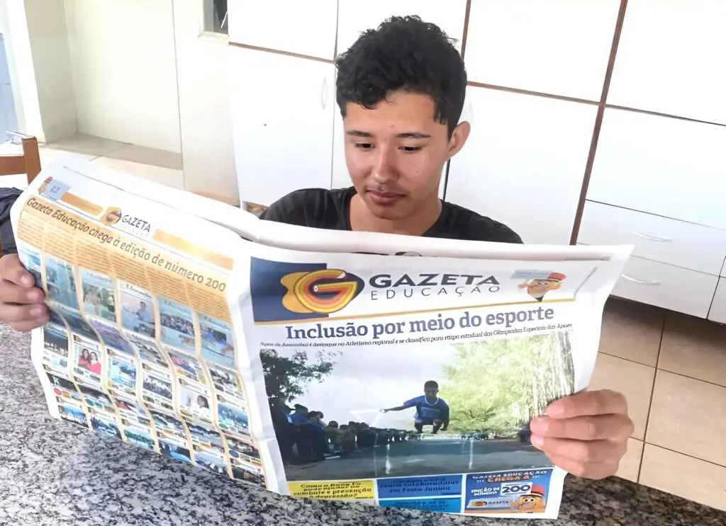 Fazendo história: 20 anos de Gazeta Educação em Amambai Fazendo história: 20 anos de Gazeta Educação em Amambai