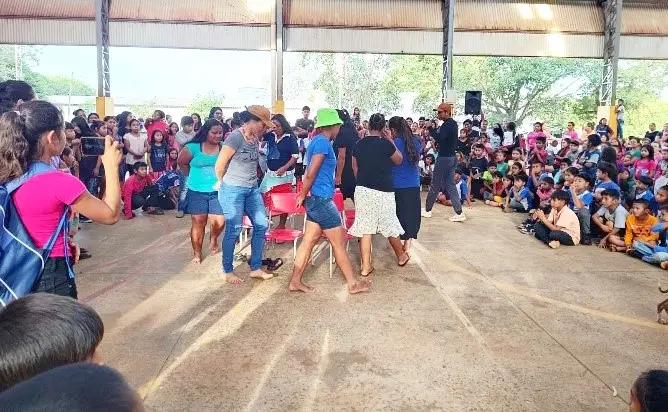 Escola Municipal Mitã Rory – Comemoração Dia das Mães