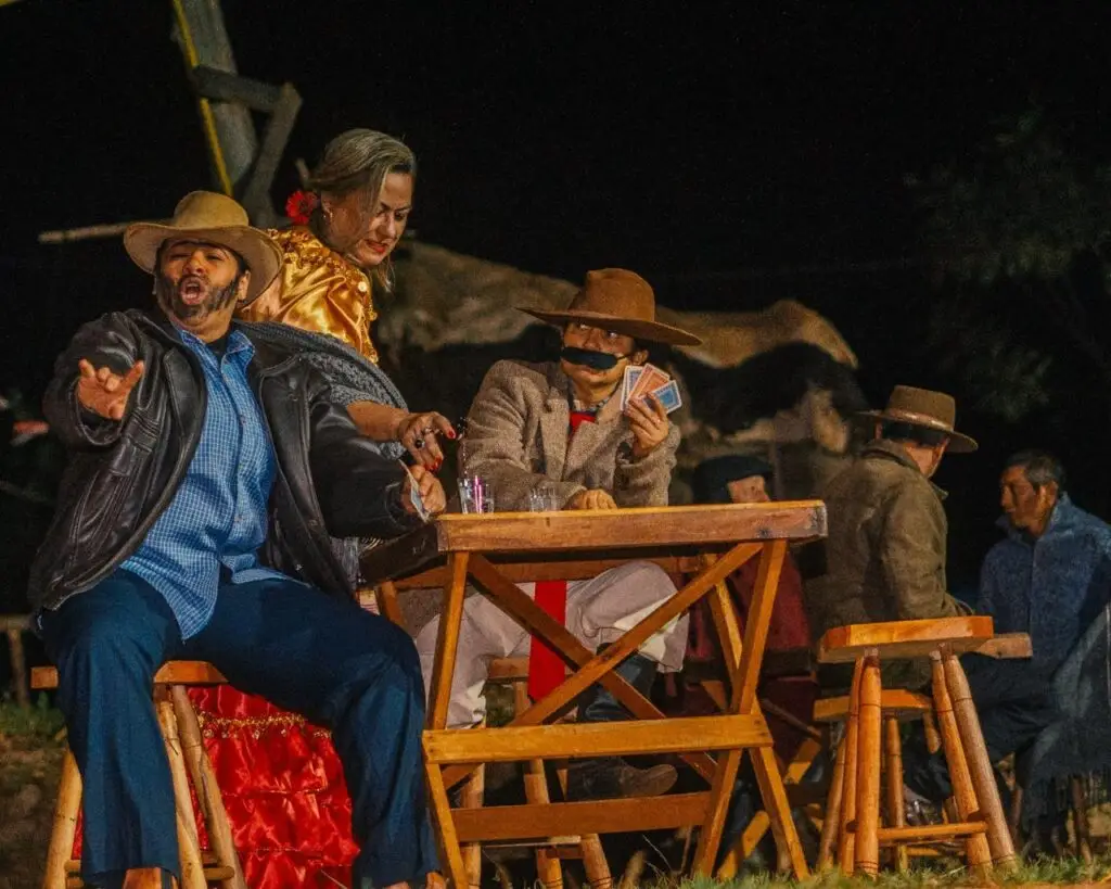 Luzes da Ribalta – Grupo de Teatro Luzes da Ribalta – Grupo de Teatro
