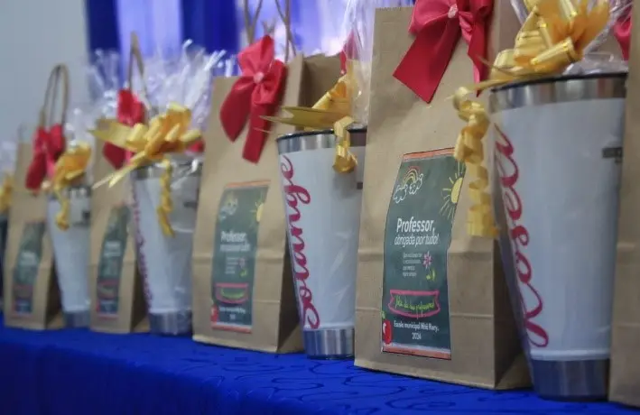 Atividades marcam celebrações de datas importantes na Escola Municipal Mitã Rory Atividades marcam celebrações de datas importantes na Escola Municipal Mitã Rory