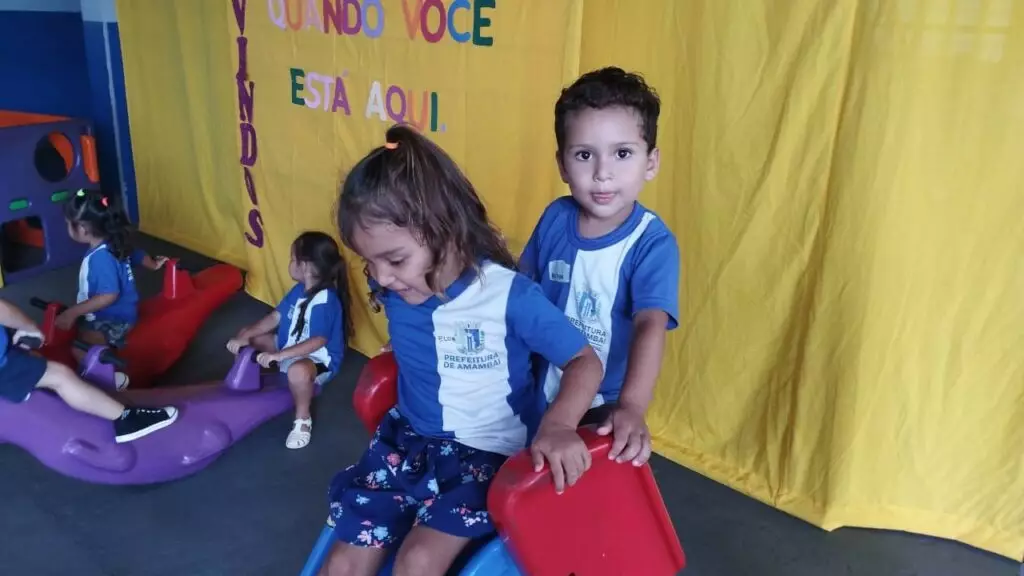 Acolhida no CEI Rosa Maria Osorski