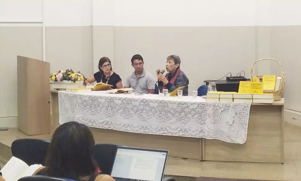 Unidade da UEMS/Amambai recebe visita da Profª. Graciela Chamorro