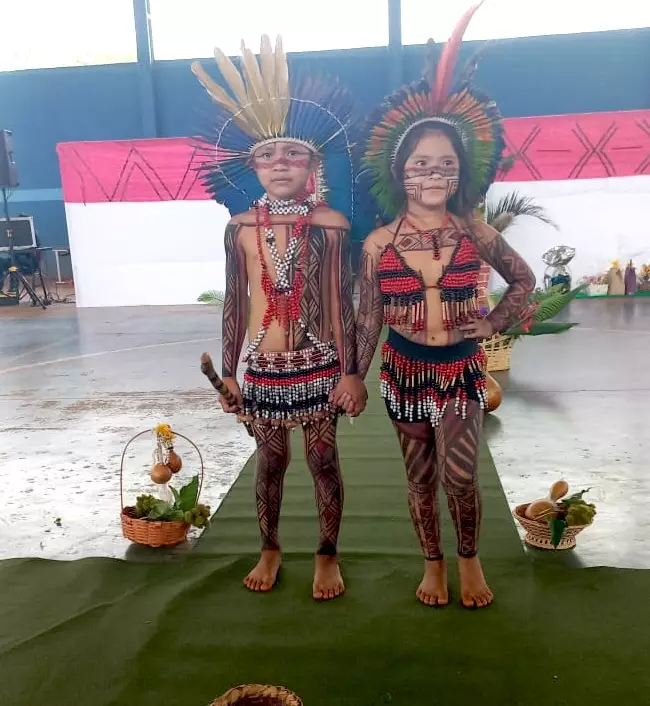 Trabalho desenvolvido no mês de abril referente à Semana dos Povos Indígenas na Escola Municipal Mbo’erenda Ypyendy