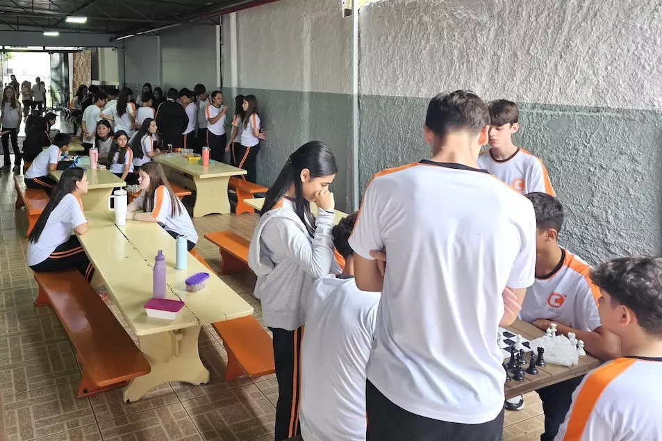 Menos celulares, mais interação: escolas de Amambai celebram efeitos positivos da nova lei Menos celulares, mais interação: escolas de Amambai celebram efeitos positivos da nova lei