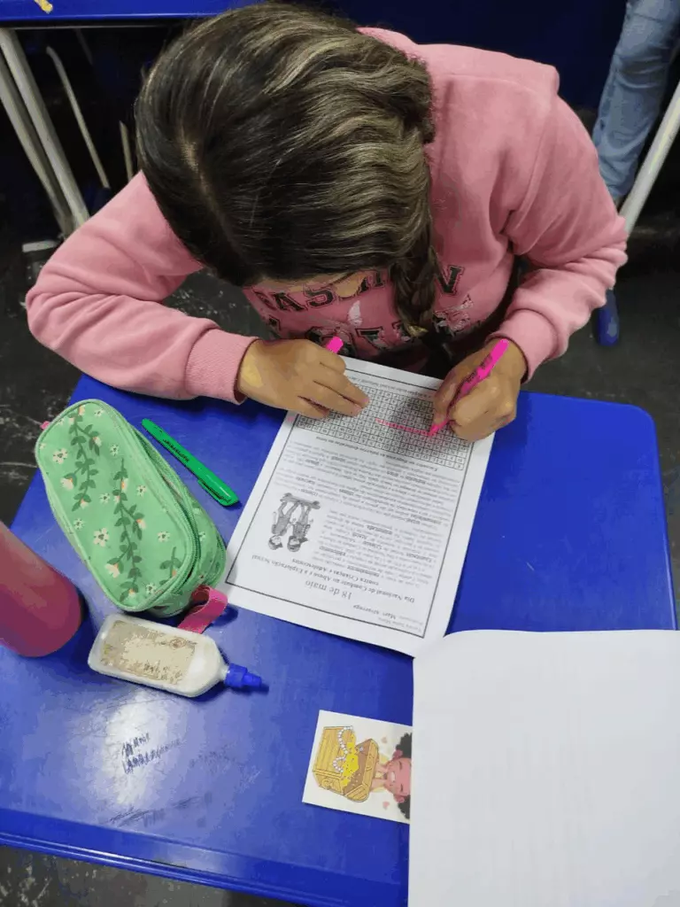 E. M. Novo Horizonte Desenvolve Projetos Alusivos ao “Maio Laranja” E. M. Novo Horizonte Desenvolve Projetos Alusivos ao “Maio Laranja”