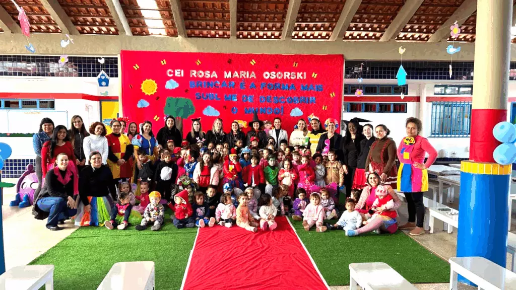 Semana Mundial do Brincar 2025: Proteger o Encantamento das Infâncias