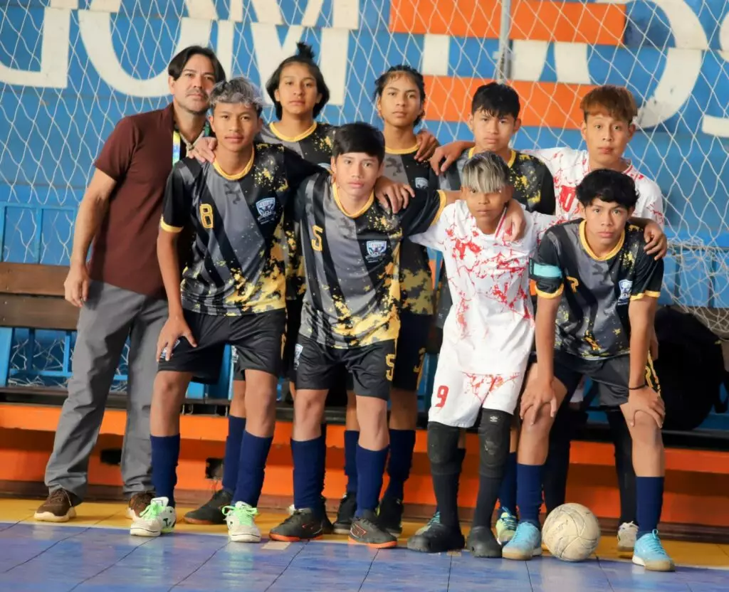 Alunos do Projeto Mbyjarã da Escola Municipal Polo Indígena Mbo’eroy Guarani Kaiowa da aldeia Guapo’y do Município de Amambai, conquistam medalhas nos Jogos Escolares da Juventude, na modalidade de atletismo 12 a 14 anos em Campo Grande