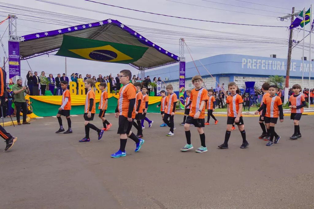 Setembro Cívico no Colégio CELQ Setembro Cívico no Colégio CELQ
