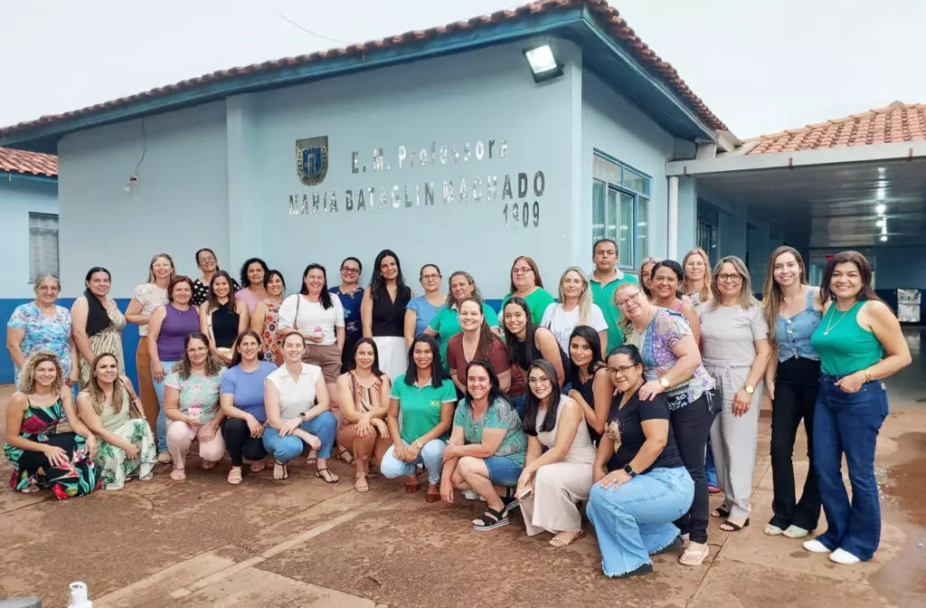 Outubro, mês de comemorações Outubro, mês de comemorações