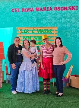 Diversão, criatividade e leitura marcam o mês das crianças no CEI Rosa Maria Osorski