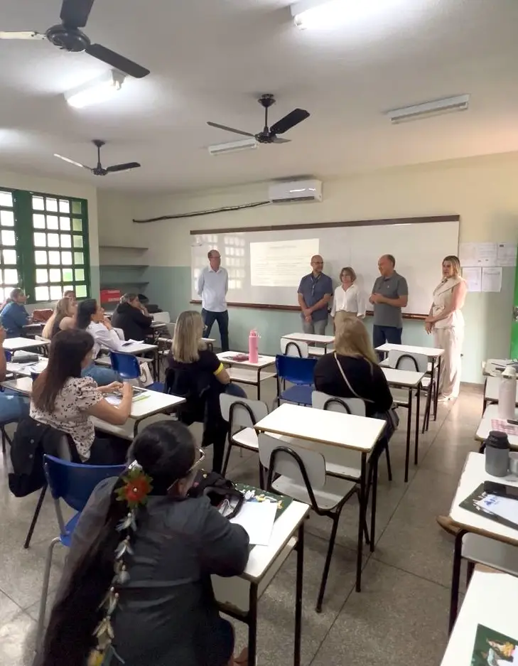 Educação que inspira: Encontro Formativo reúne talentos, cultura e compromisso em Amambai