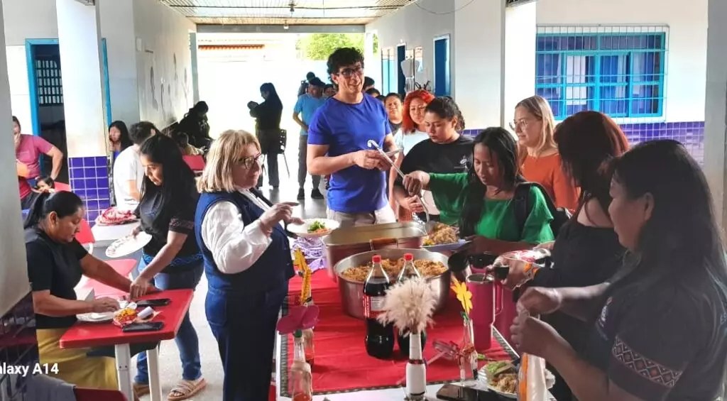 Escola Tupã'i Ñandeva Celebra o Dia do Servidor Público com Reconhecimento e Valorização Escola Tupã'i Ñandeva Celebra o Dia do Servidor Público com Reconhecimento e Valorização