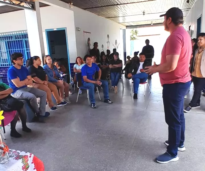 Escola Tupã'i Ñandeva Celebra o Dia do Servidor Público com Reconhecimento e Valorização Escola Tupã'i Ñandeva Celebra o Dia do Servidor Público com Reconhecimento e Valorização