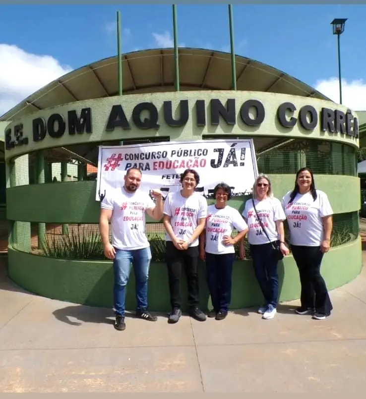 SIMTED de Amambai realiza mobilização para cobrar concurso público para a Educação em MS SIMTED de Amambai realiza mobilização para cobrar concurso público para a Educação em MS