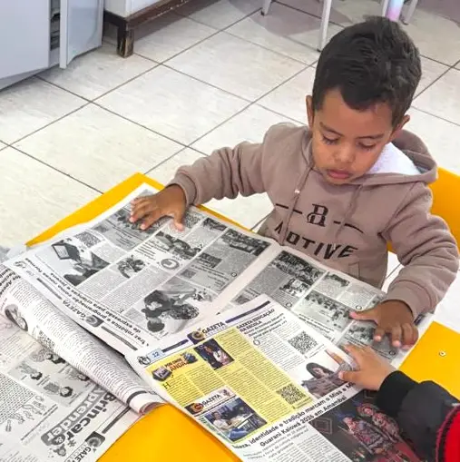 Gazeta Educação em sala de aula: leitura que começa desde cedo no CEI Terra Mater
