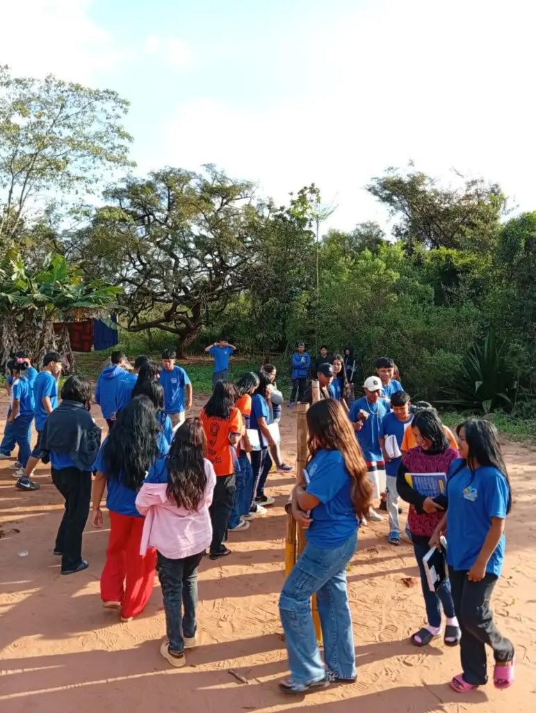 Trabalho de setembro na Escola Tupã’i Ñandeva e sua extensão Jaguari Trabalho de setembro na Escola Tupã’i Ñandeva e sua extensão Jaguari