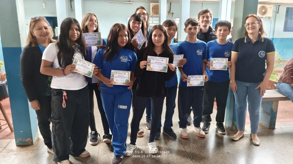 Escola Flávio Derzi valoriza o desempenho dos alunos e reconhece a participação das famílias Escola Flávio Derzi valoriza o desempenho dos alunos e reconhece a participação das famílias