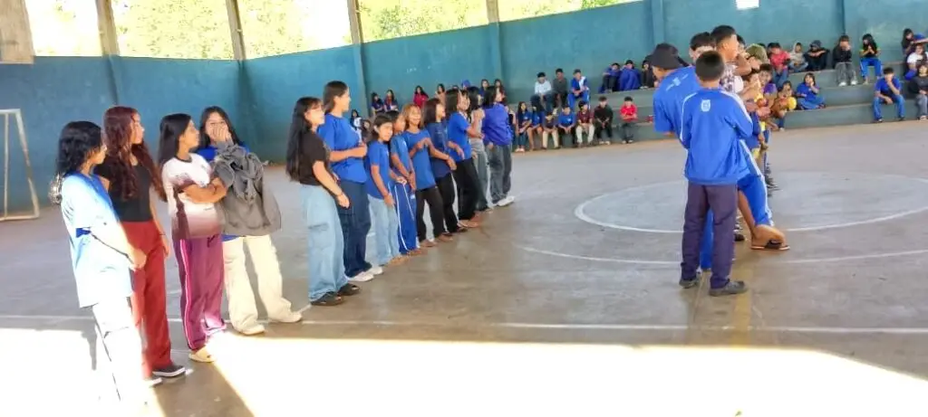 Escola  Tupã Ñandeva celebra a infância com atividades e integração