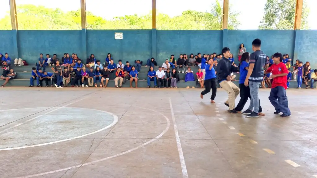 Escola  Tupã Ñandeva celebra a infância com atividades e integração